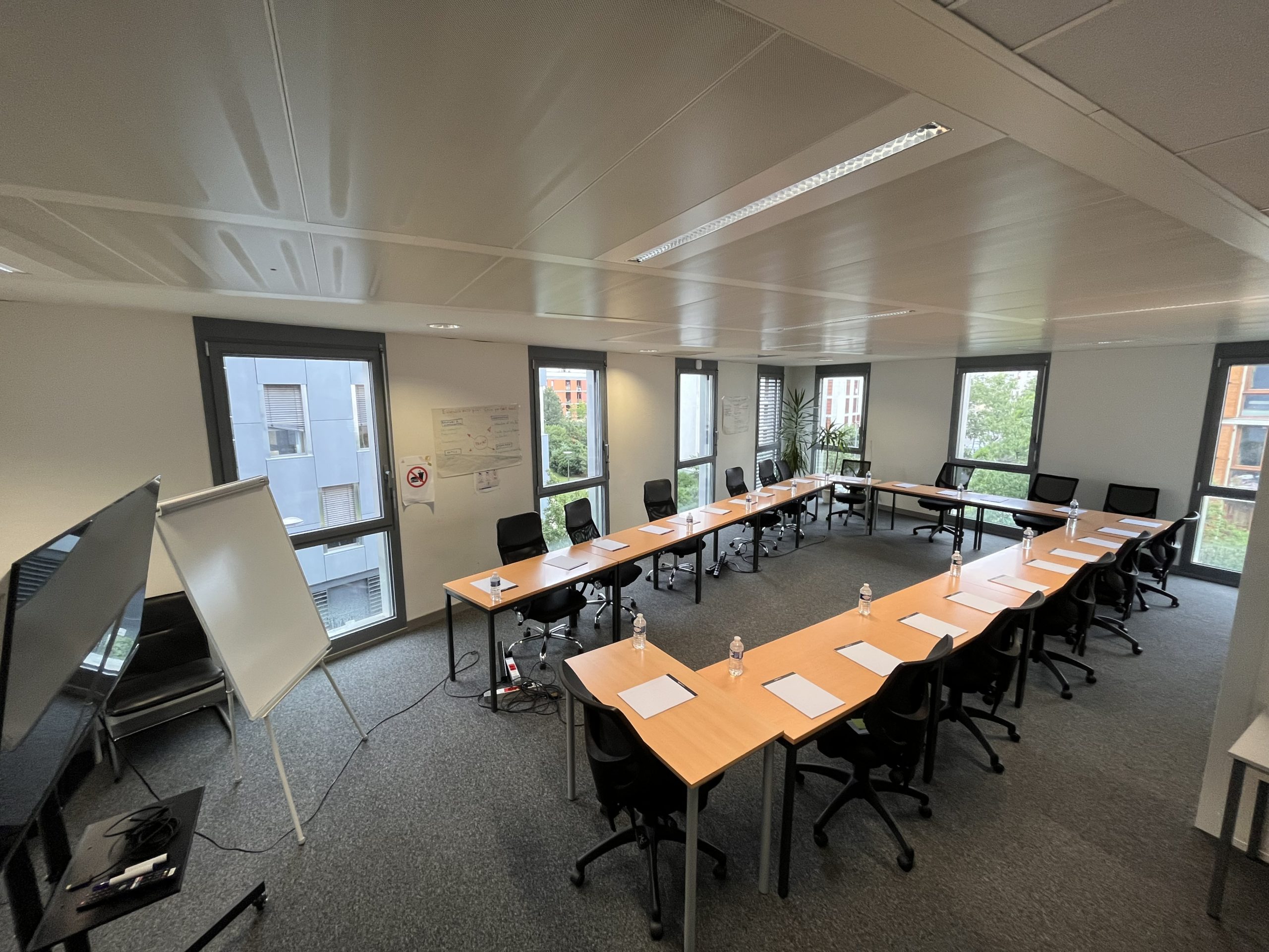 Photo-grande-salle-1-scaled-1