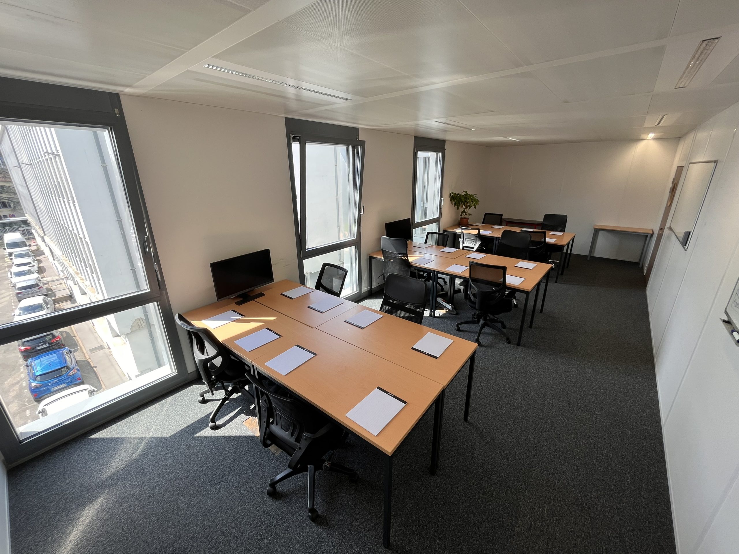 photo-office-2-scaled-1